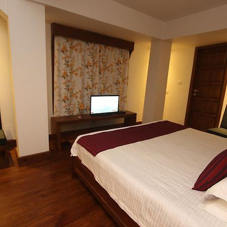 The Pear Tree Bed and Breakfast Shillong Exterior foto