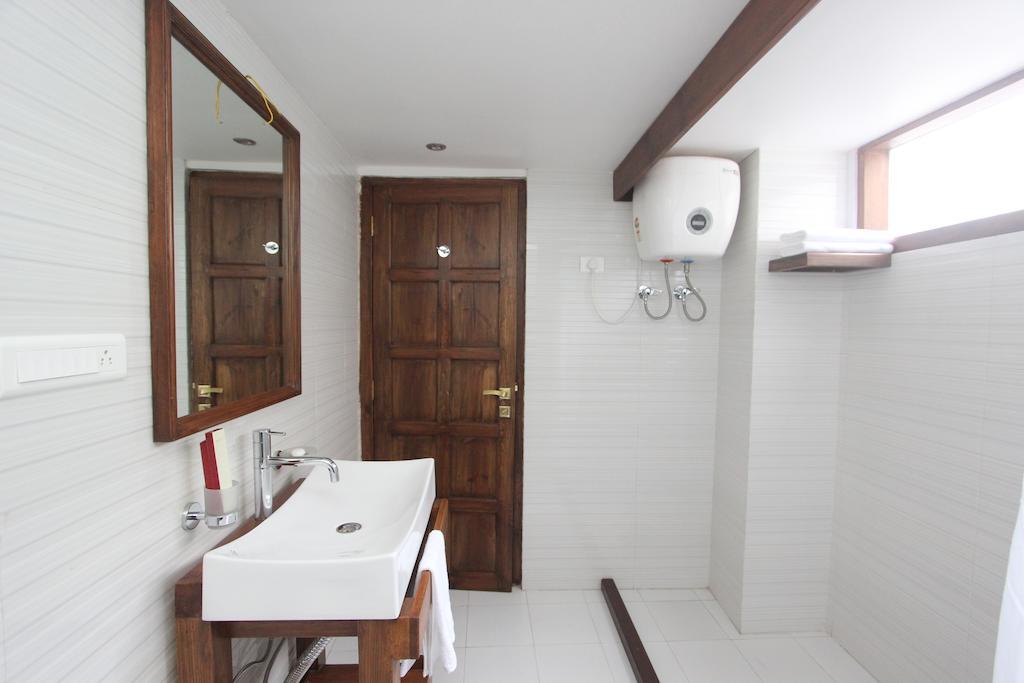 The Pear Tree Bed and Breakfast Shillong Exterior foto