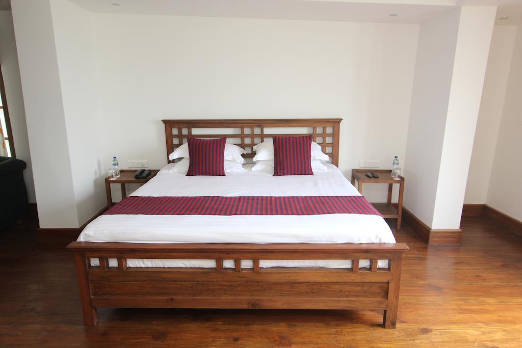 The Pear Tree Bed and Breakfast Shillong Habitación foto